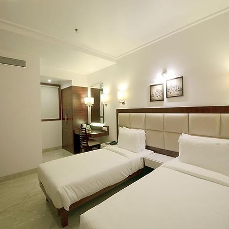 Hotel Better Home International Мумбай Екстериор снимка