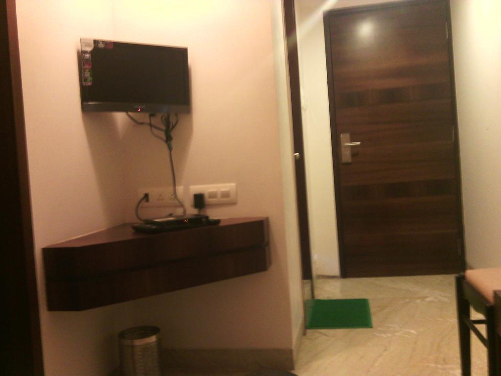 Hotel Better Home International Мумбай Стая снимка