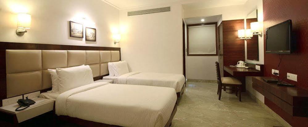 Hotel Better Home International Мумбай Екстериор снимка